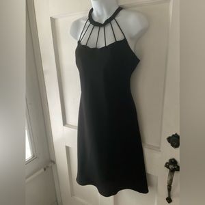 Black sleeveless dress